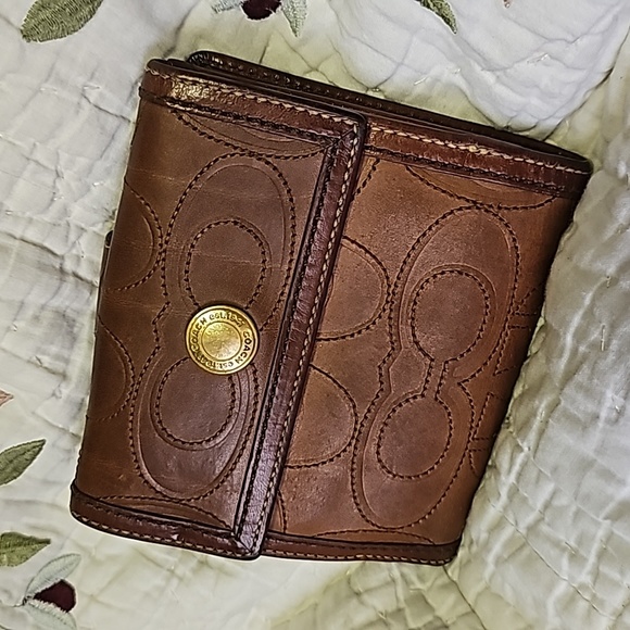Coach Handbags - Coach Signature Leather Wallet